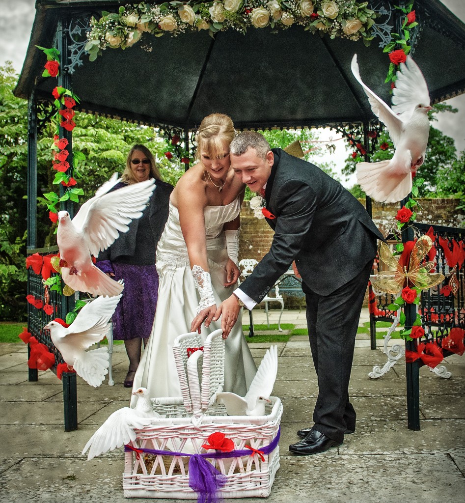 Great wedding moments captured with reportage wedding photography